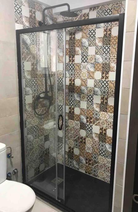 Ideal Apartamento En El Barrio De Las Delicias Málaga Eksteriør billede