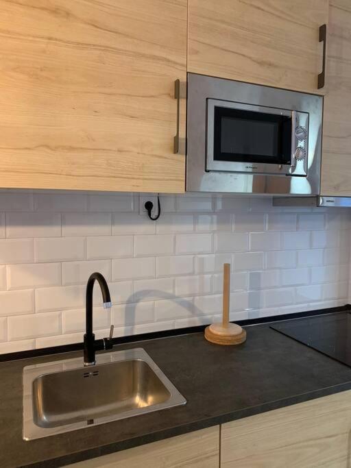 Ideal Apartamento En El Barrio De Las Delicias Málaga Eksteriør billede