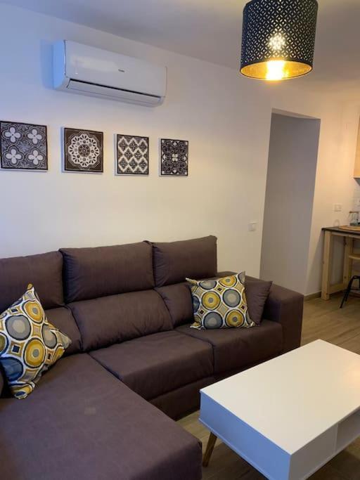 Ideal Apartamento En El Barrio De Las Delicias Málaga Eksteriør billede